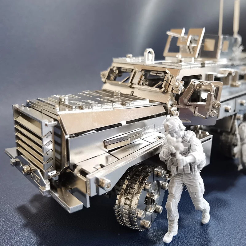 Microworld 3D Metal Puzzle Arm - Metal 3D Puzzle Stainless Model Kit recension och pris