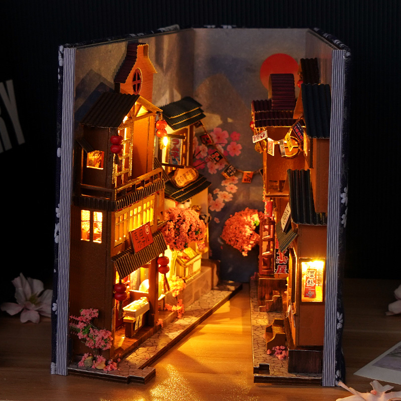 Japanese Retro DIY Wooden Book - Book Nook Shelf Insert Alley Diy recension och pris