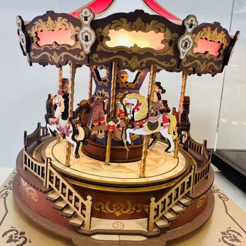 Christmas Carousel 3D DIY Wood - Music Box Wooden 3D Puzzle Rotating recension och pris